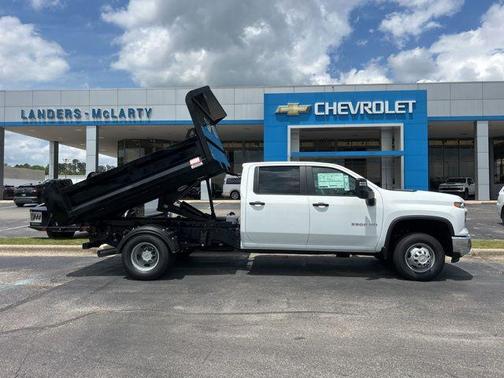 Summit White 2026 Chevrolet Silverado 3500 WT