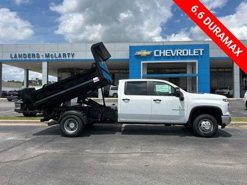 Summit White 2026 Chevrolet Silverado 3500 WT