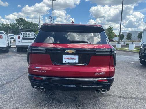 Radiant Red Tintcoat 2026 Chevrolet Traverse High Country