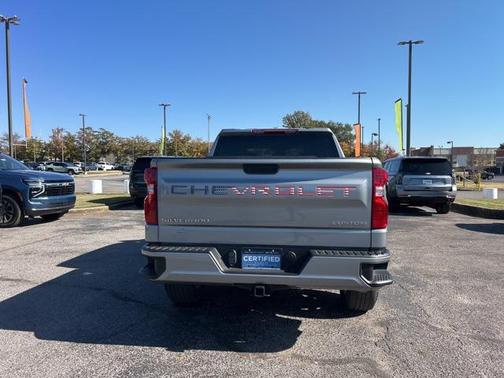 2024 Chevrolet Silverado 1500 Custom
