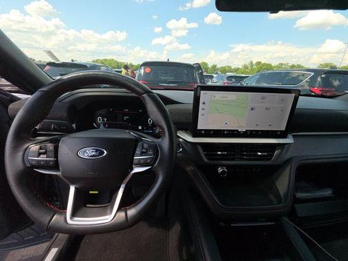CARBONIZED GRAY METALLIC 2025 Ford Explorer ST-Line