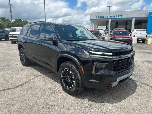 Mosaic Black Metallic 2026 Chevrolet Traverse AWD Z71