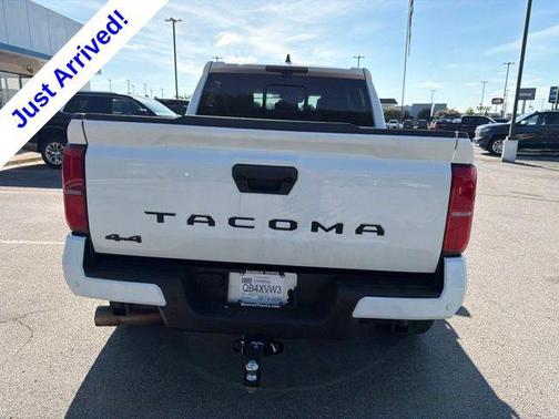 Ice Cap 2024 Toyota Tacoma TRD Sport
