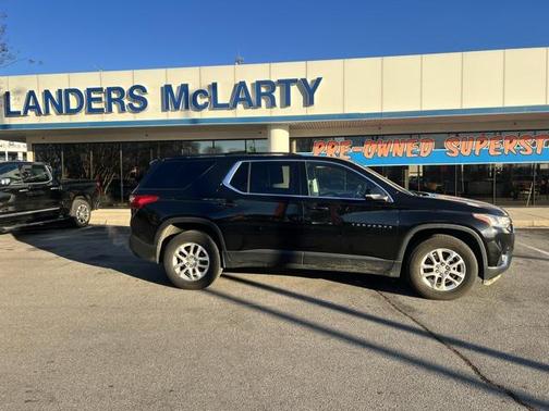 2021 Chevrolet Traverse LT Cloth