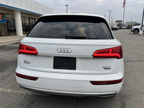 2018 Audi Q5 2.0T Tech Premium