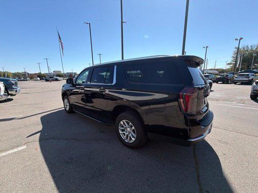 Black 2025 Chevrolet Suburban LT