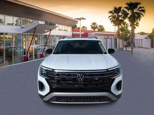 2024 Volkswagen Atlas 2.0T SE w/Technology 4MOTION