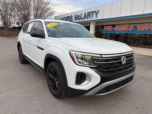 2024 Volkswagen Atlas 2.0T SE w/Technology 4MOTION