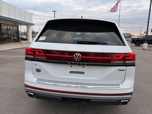 2024 Volkswagen Atlas 2.0T SE w/Technology 4MOTION