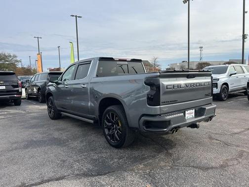 2022 Chevrolet Silverado 1500 High Country