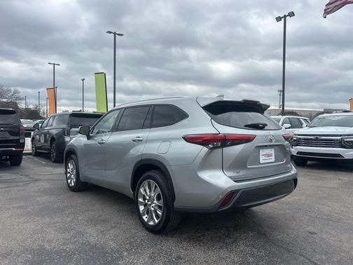 2023 Toyota Highlander Limited