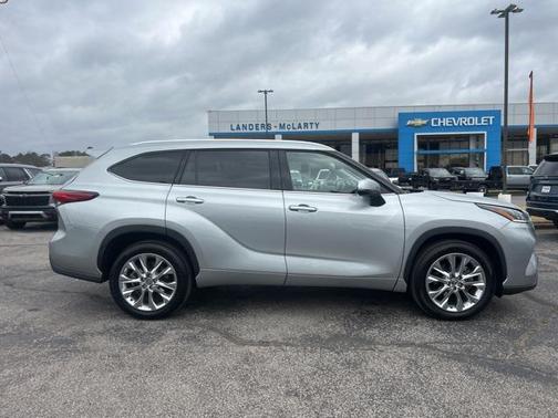 2023 Toyota Highlander Limited