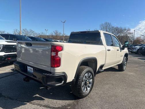 2026 Chevrolet Silverado 2500 Custom