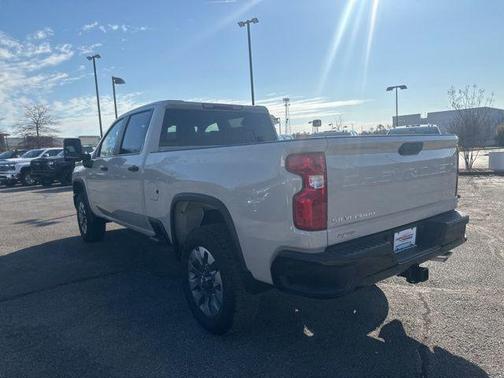 2026 Chevrolet Silverado 2500 Custom