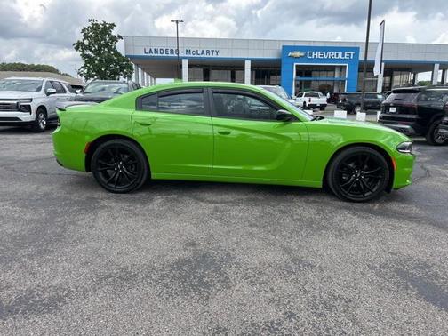 2017 Dodge Charger SXT