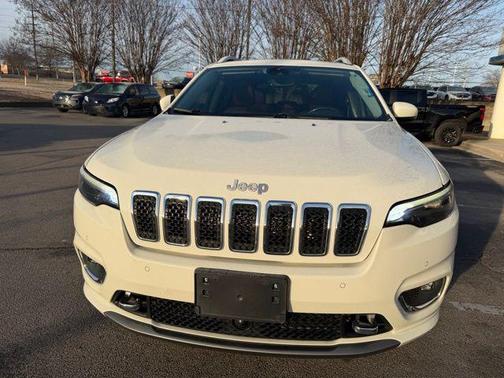 2019 Jeep Cherokee Overland