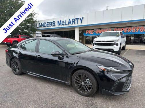 Midnight Black Metallic 2025 Toyota Camry SE