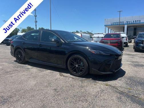 Midnight Black Metallic 2025 Toyota Camry SE