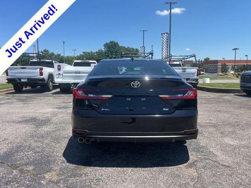 Midnight Black Metallic 2025 Toyota Camry SE