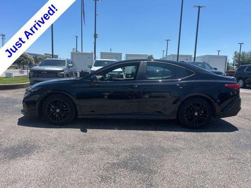 Midnight Black Metallic 2025 Toyota Camry SE
