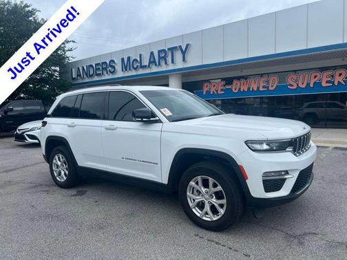 Bright White Clearcoat 2023 Jeep Grand Cherokee Limited