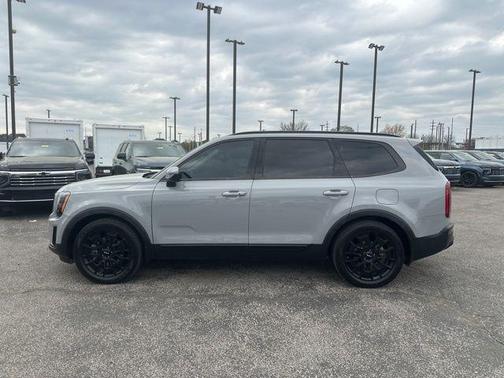 Wolf Gray 2022 Kia Telluride SX
