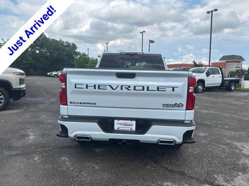 Polar White Tricoat 2026 Chevrolet Silverado 1500 High Country