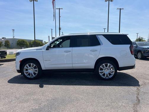 2022 Chevrolet Tahoe 4WD High Country