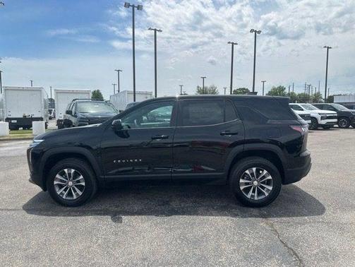 Mosaic Black Metallic 2026 Chevrolet Equinox 1LT