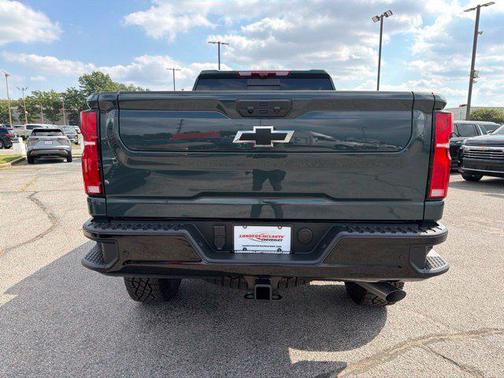 Cypress Gray 2026 Chevrolet Silverado 2500 Crew Cab, Standard Bed, XR2, 4WD