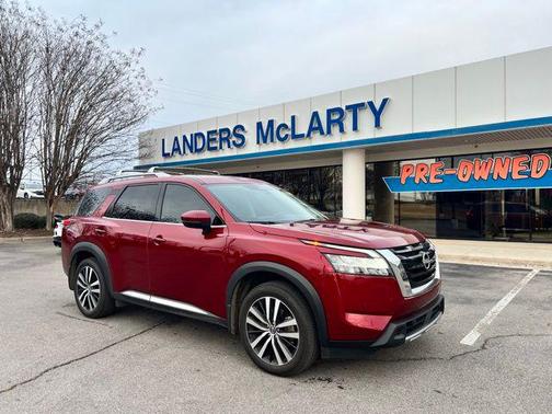 2024 Nissan Pathfinder Platinum