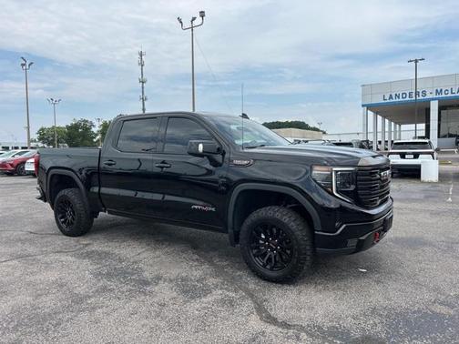 2023 GMC Sierra 1500 AT4X