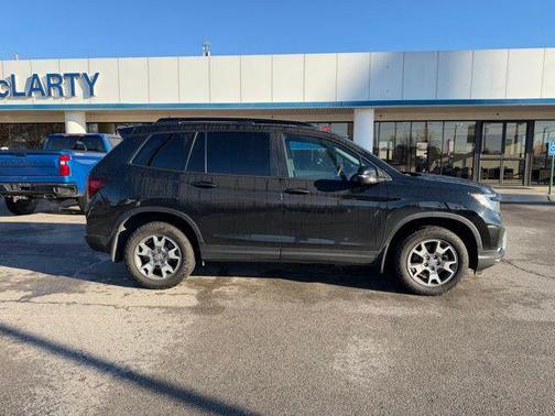 2022 Honda Passport AWD TrailSport