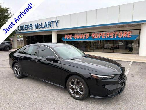 Crystal Black Pearl 2023 Honda Accord EX