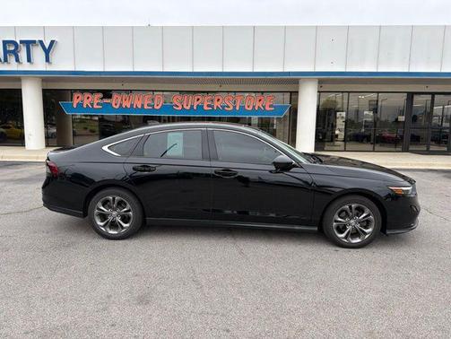 Crystal Black Pearl 2023 Honda Accord EX
