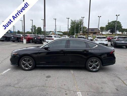 Crystal Black Pearl 2023 Honda Accord EX