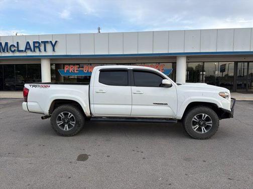 2016 Toyota Tacoma TRD Sport