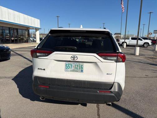 2024 Toyota RAV4 XLE