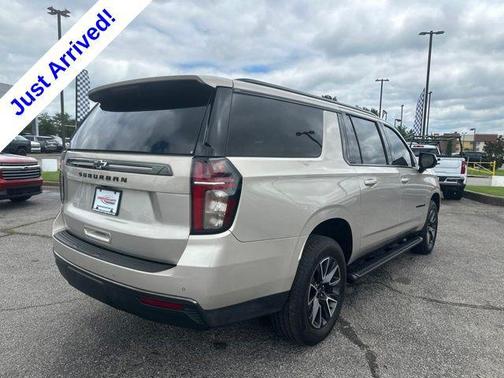 Empire Beige Metallic 2021 Chevrolet Suburban 4WD Z71