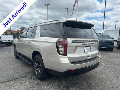 Empire Beige Metallic 2021 Chevrolet Suburban 4WD Z71