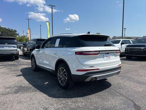 2022 Lincoln Corsair Standard