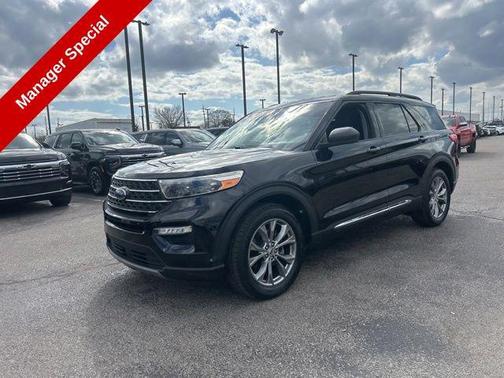 AGATE BLACK METALLIC 2022 Ford Explorer XLT