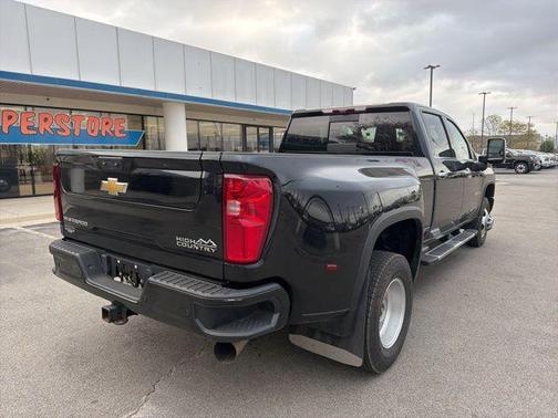2023 Chevrolet Silverado 3500 High Country