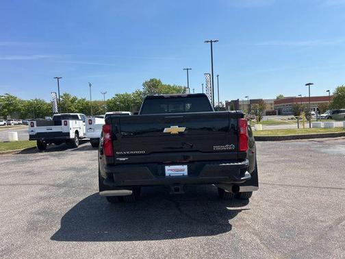 Black 2023 Chevrolet Silverado 3500 High Country