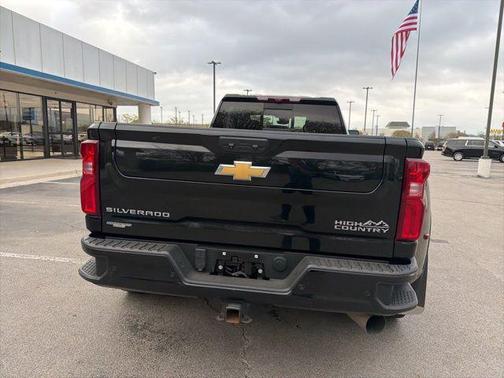 2023 Chevrolet Silverado 3500 High Country