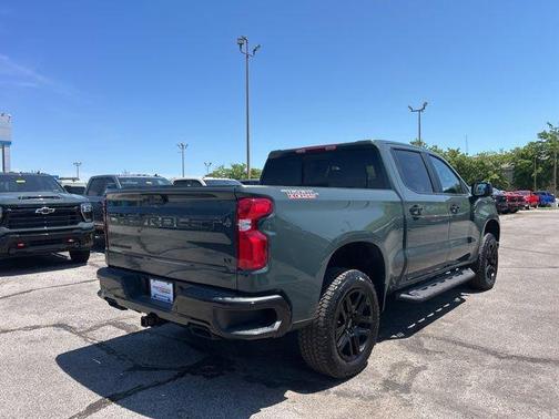 Cypress Gray 2026 Chevrolet Silverado 1500 LT Trail Boss