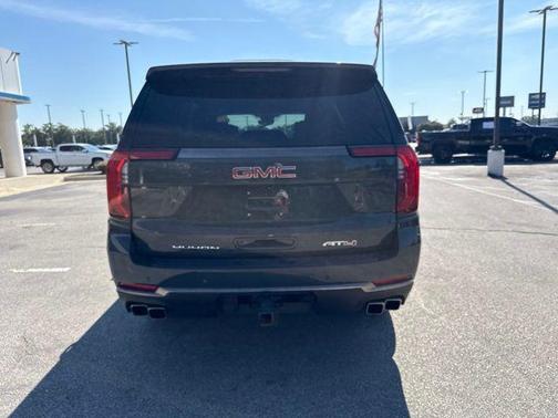 Midnight Pine 2025 GMC Yukon 4WD AT4 Ultimate