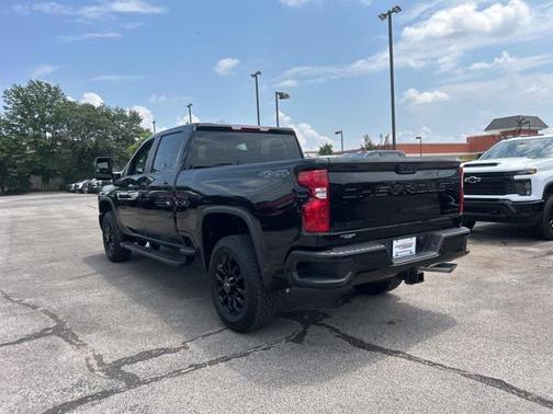 2025 Chevrolet Silverado 2500 Custom