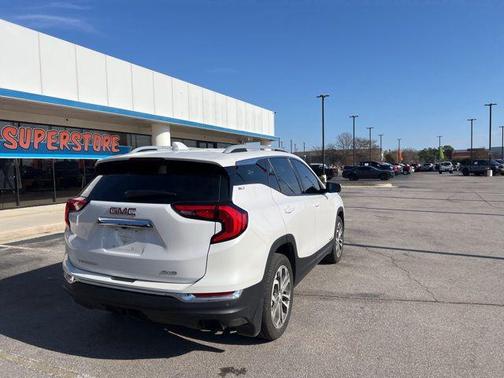 2020 GMC Terrain SLT