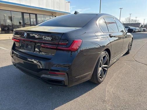 2021 BMW 750 i xDrive